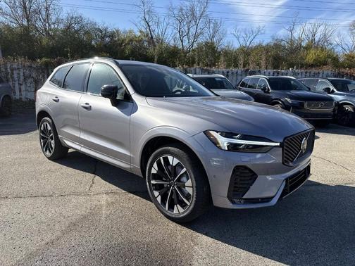 2026 Volvo XC60 B5 Plus