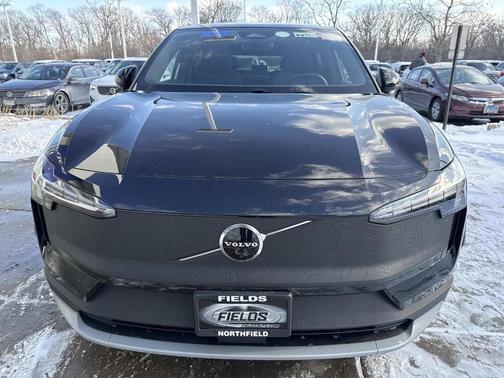 2026 Volvo EX30 TWIN MOTOR CROSS COUNTRY ULTRA