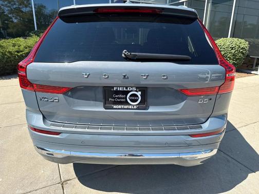 2022 Volvo XC60 B5 Inscription