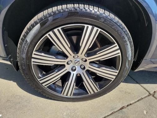 2024 Volvo XC90 B6 Plus Bright Theme 7-Seater