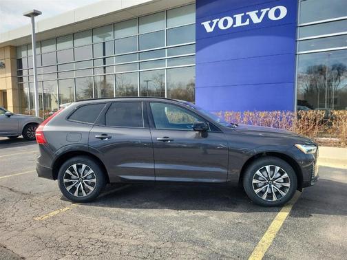 2025 Volvo XC60 B5 Core