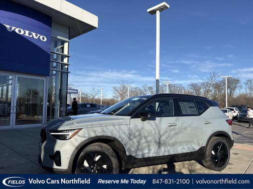 2026 Volvo XC40 B5 Ultra Black Edition