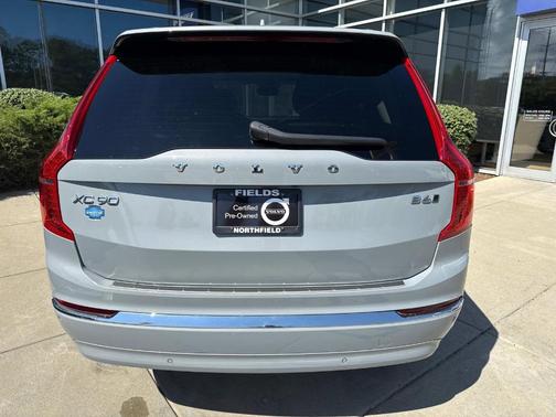 2024 Volvo XC90 B6 Plus Bright Theme 6-Seater