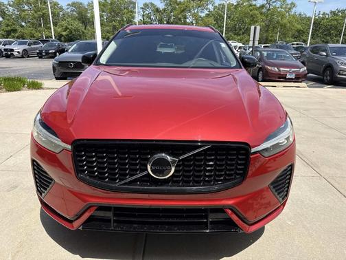 Fusion Red Metallic 2024 Volvo XC60 B5 Plus Dark Theme