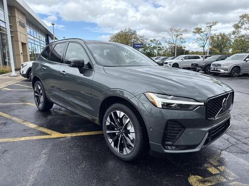 2026 Volvo XC60 B5 Plus