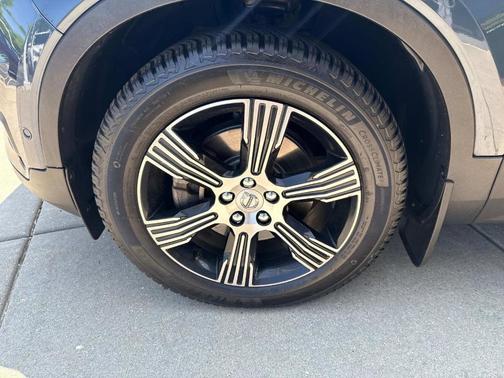 2019 Volvo XC40 T5 Inscription