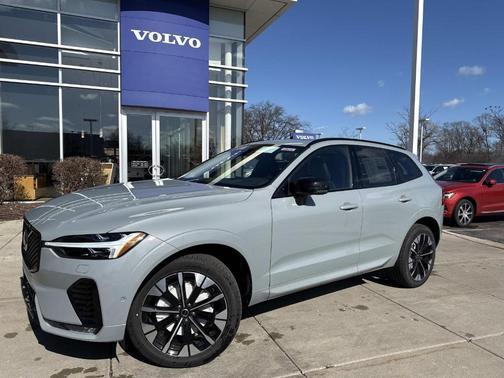 2026 Volvo XC60 B5 Plus