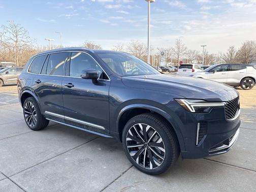 2026 Volvo XC90 B6 Plus 7-Seater