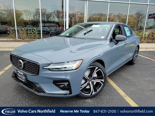 2024 Volvo S60 B5 Core Dark Theme