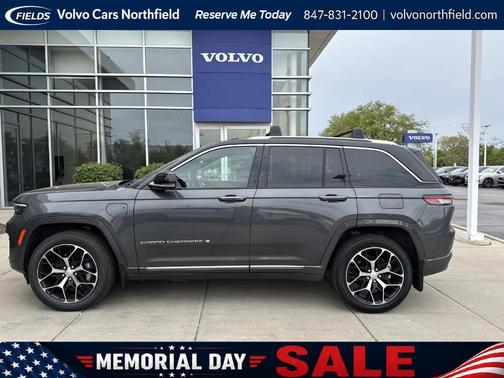 Metallic 2022 Jeep Grand Cherokee 4xe Summit