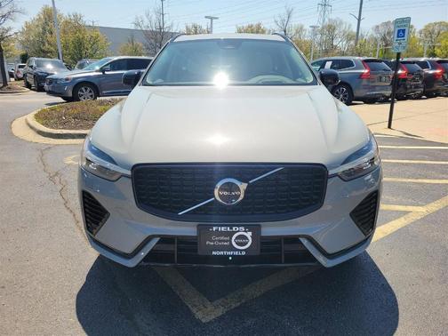 2025 Volvo XC60 Plug-In Hybrid T8 Ultra