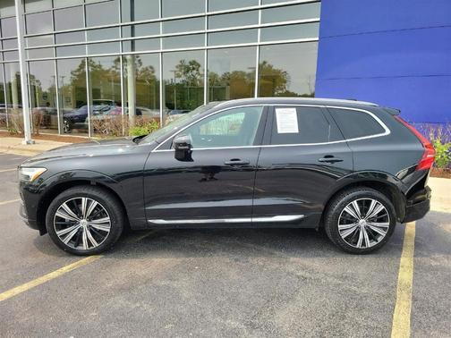 2022 Volvo XC60 B5 Inscription