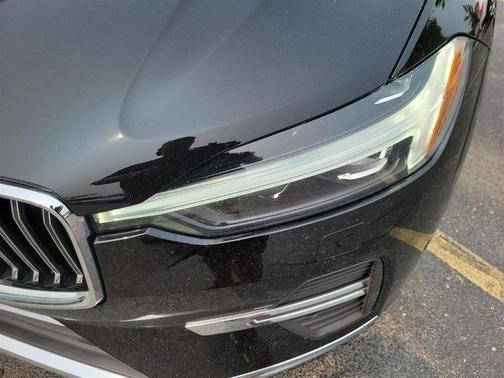 2022 Volvo XC60 B5 Inscription