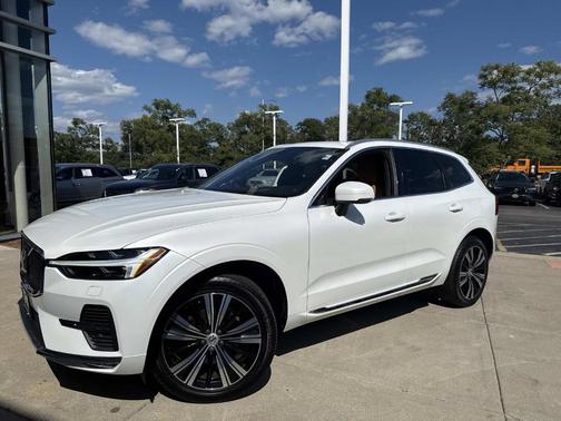 2022 Volvo XC60 B5 Inscription