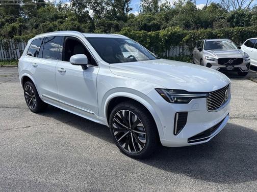 2026 Volvo XC90 B6 Ultra 7-Seater
