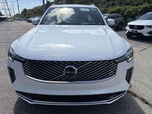 2026 Volvo XC90 B6 Ultra 7-Seater