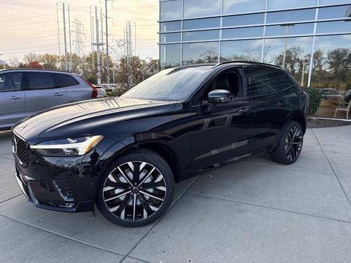 2026 Volvo XC60 B5 Ultra