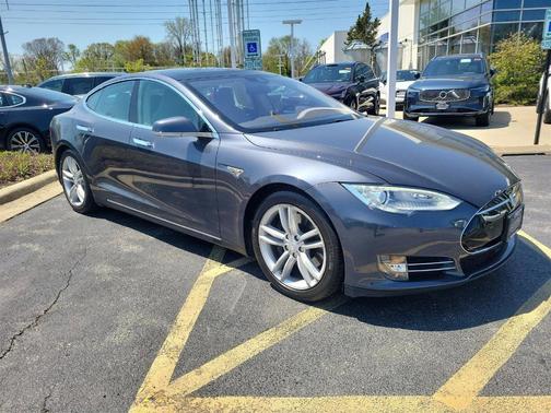 2016 Tesla Model S 70D