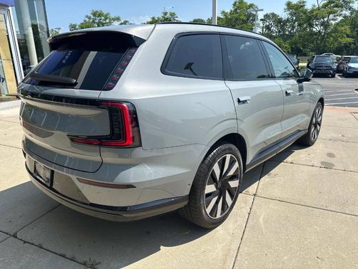 2025 Volvo EX90 Twin Motor Ultra