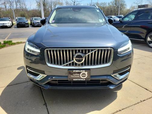 2023 Volvo XC90 B6 Plus 7-Seater
