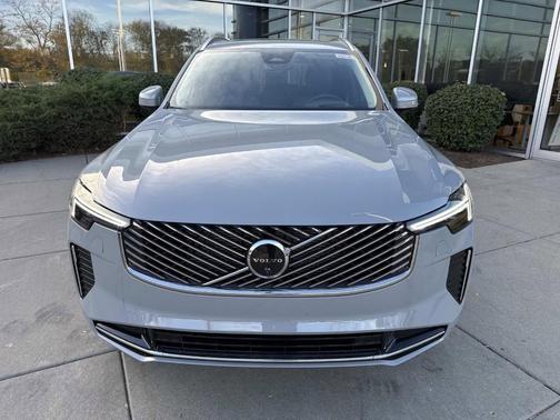 2026 Volvo XC90 B6 Ultra 7-Seater