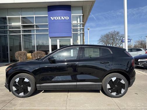 2026 Volvo EX30 Twin Motor Ultra