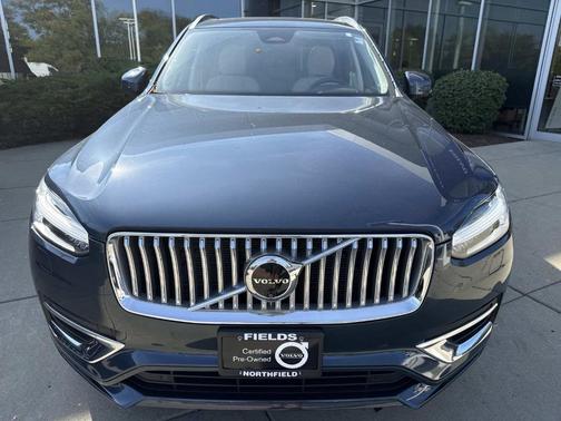 2024 Volvo XC90 B5 Plus Bright Theme