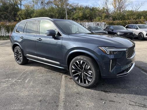 2026 Volvo XC90 Plug-In Hybrid T8 Plus 7-Seater