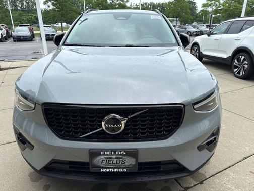 2026 Volvo XC40 B5 PLUS