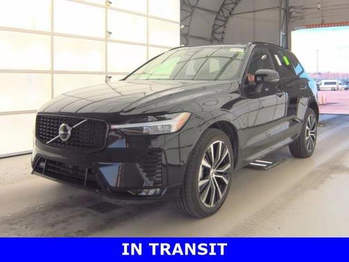 2025 Volvo XC60 B5 Plus