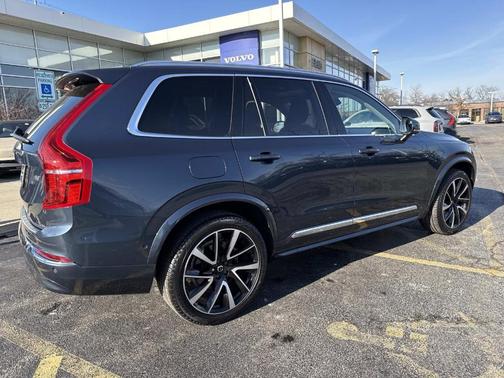 2023 Volvo XC90 B6 Plus 6-Seater