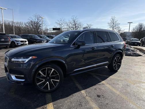 2023 Volvo XC90 B6 Plus 6-Seater
