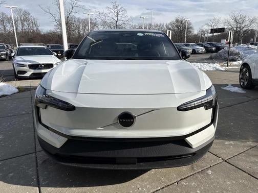 2026 Volvo EX30 Twin Motor Plus