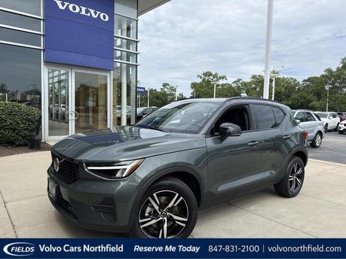 Forest Green 2026 Volvo XC40 B5 Core