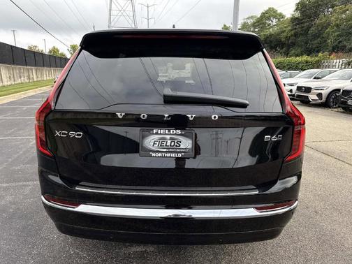 2026 Volvo XC90 B6 Plus 7-Seater