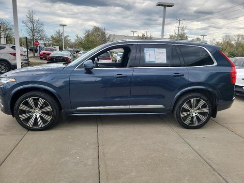 2023 Volvo XC90 B6 Ultimate 7-Seater