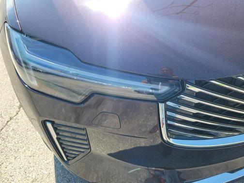 2025 Volvo XC90 Plug-In Hybrid T8 Plus 7-Seater