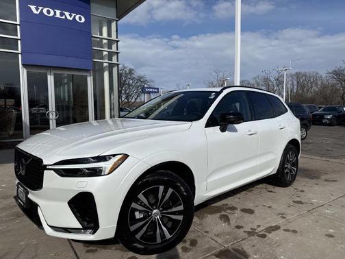 2025 Volvo XC60 B5 Core