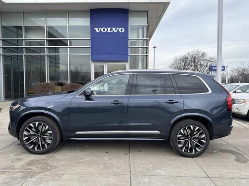 2026 Volvo XC90 B5 Plus 7-Seater
