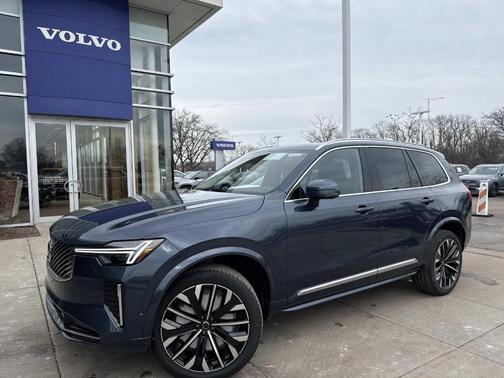 2026 Volvo XC90 B5 Plus 7-Seater