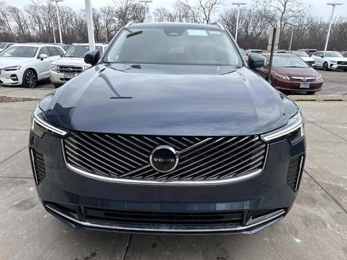 2026 Volvo XC90 B5 Plus 7-Seater