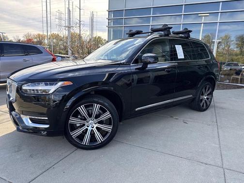 2023 Volvo XC90 B6 Ultimate 7-Seater