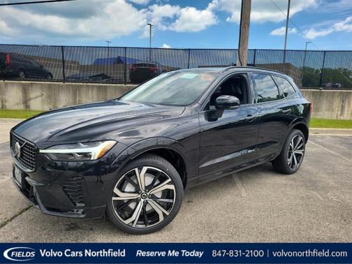 2025 Volvo XC60 B5 Ultra