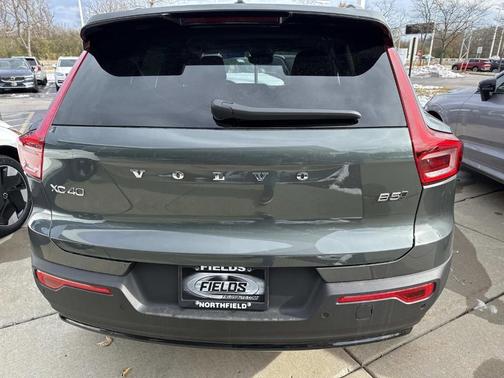 2026 Volvo XC40 B5 Ultra