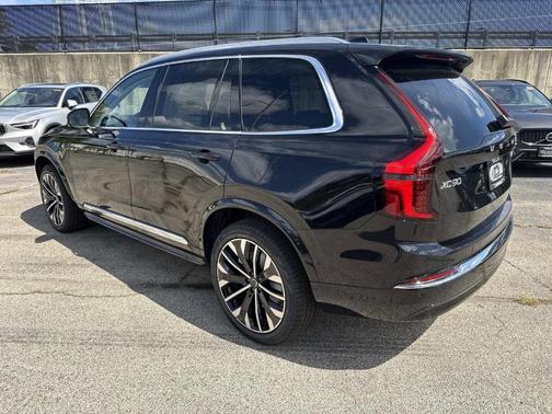 2026 Volvo XC90 B6 Ultra 7-Seater