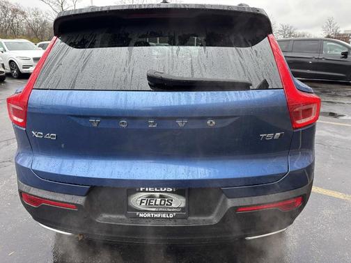 2019 Volvo XC40 R-DESIGN