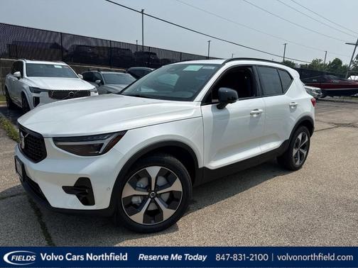 2026 Volvo XC40 B5 Plus
