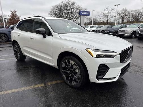 2026 Volvo XC60 B5 Plus