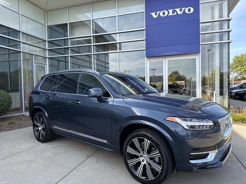 2024 Volvo XC90 B6 Ultimate Bright Theme 7-Seater