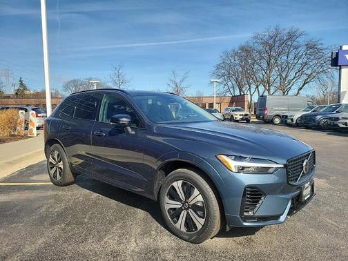2025 Volvo XC60 Plug-In Hybrid T8 Core